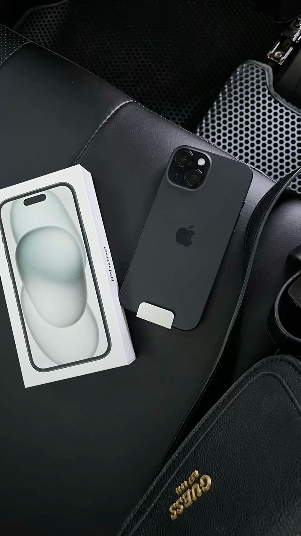 Смартфон Apple iPhone 15 128 ГБ, Dual: nano SIM + eSIM, черный