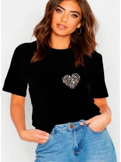 Футболка с сердцем