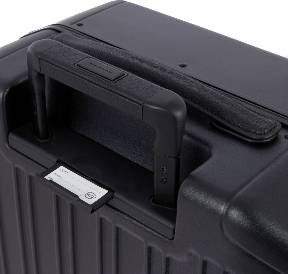 Чемодан Piquadro PQ-LM (BV4425PQLM/NO) 40x55x20см 37л. поликарбонат/натур.кожа черный матов.