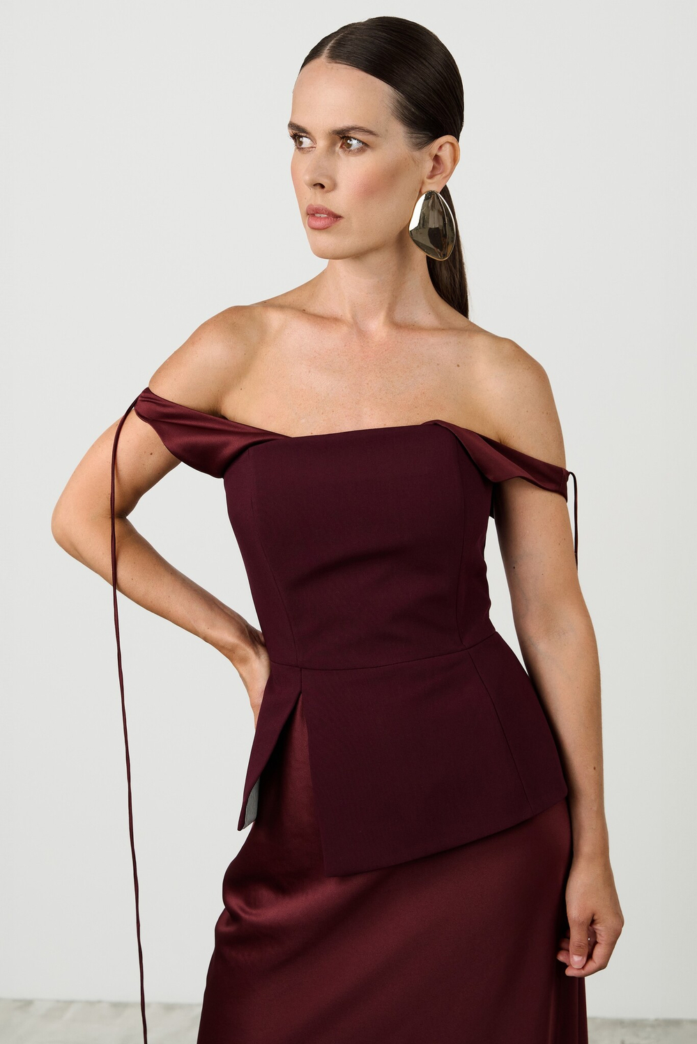 Платье макси с открытой спиной