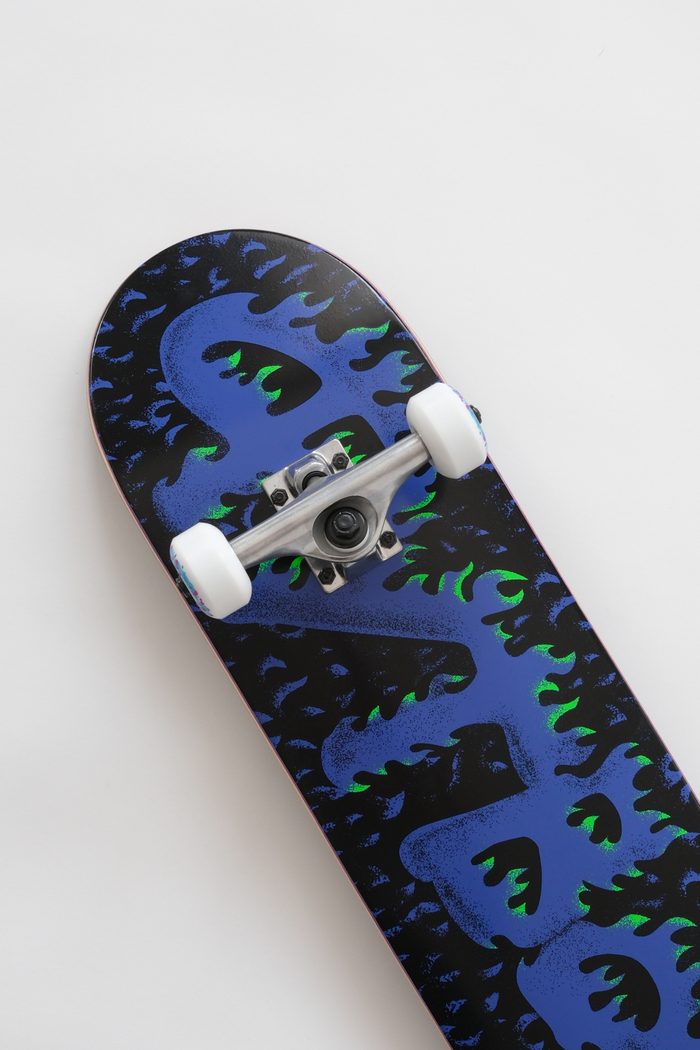 Скейтборд Футворк Пламя Фиолет 7.875”