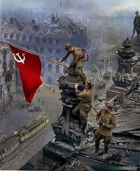 С Днём Победы!