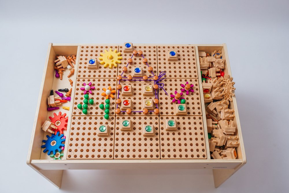 Стол: Творчество