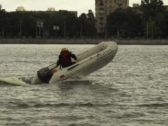 Надувной катамаран Ротан 420