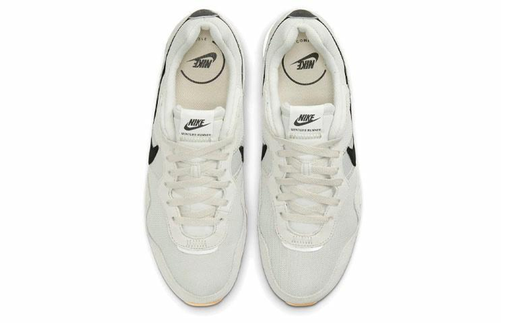 Кроссовки Nike Venture Runner