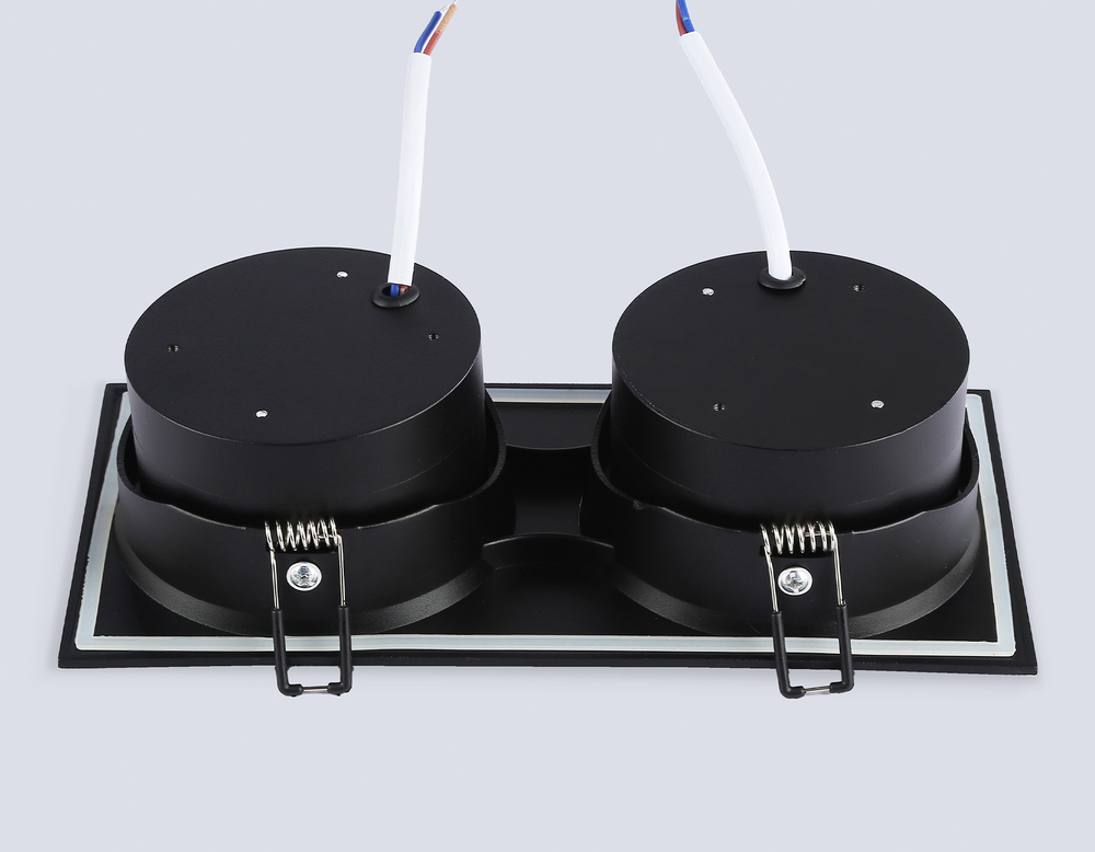 TN6661/2 BK черный IP44 GX53/2 220*110*48