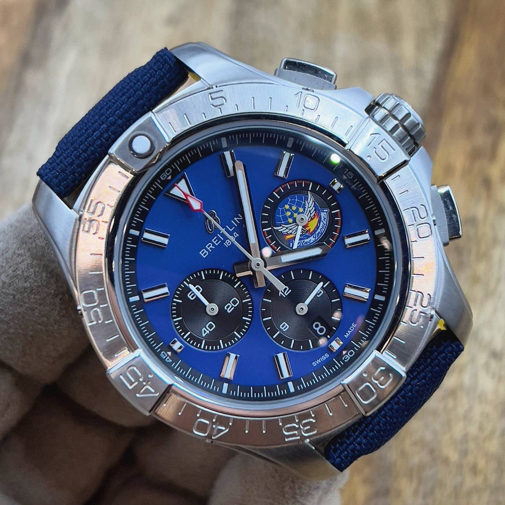 Часы Breitling