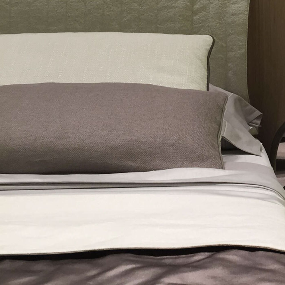 Подушки ChiWingLo FILI Bedding