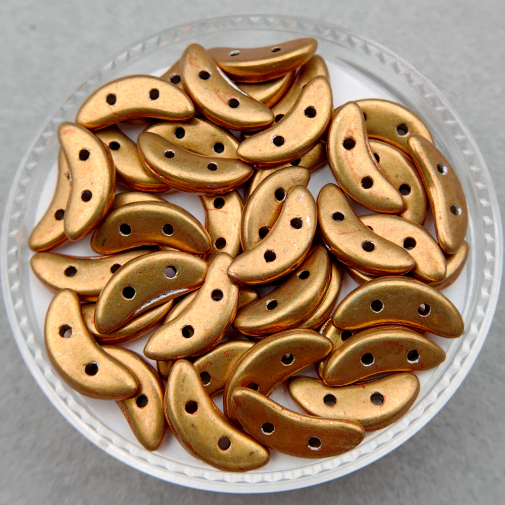 Crescent 3x10 мм, Saturated Metallic Gold