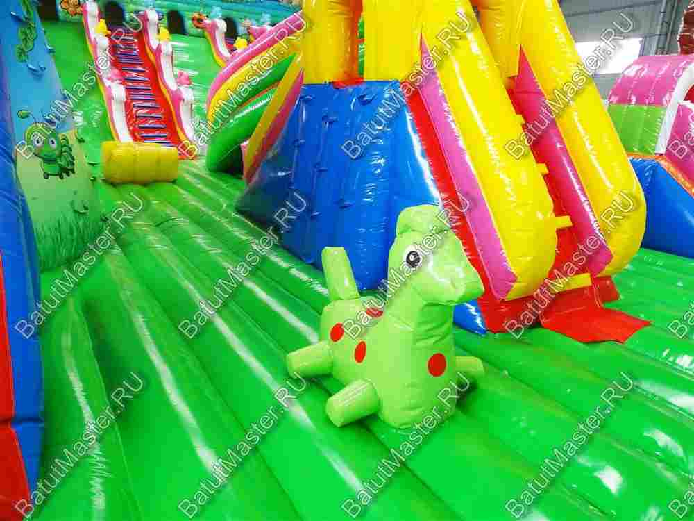 Надувной батут "Союз зверей", 24*15*8 м