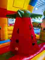 Коммерческий надувной батут «Страна Сафария 2» 8*6*6 м