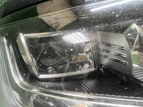 Битая Фара правая Land Cruiser 300 (21-нв) LED