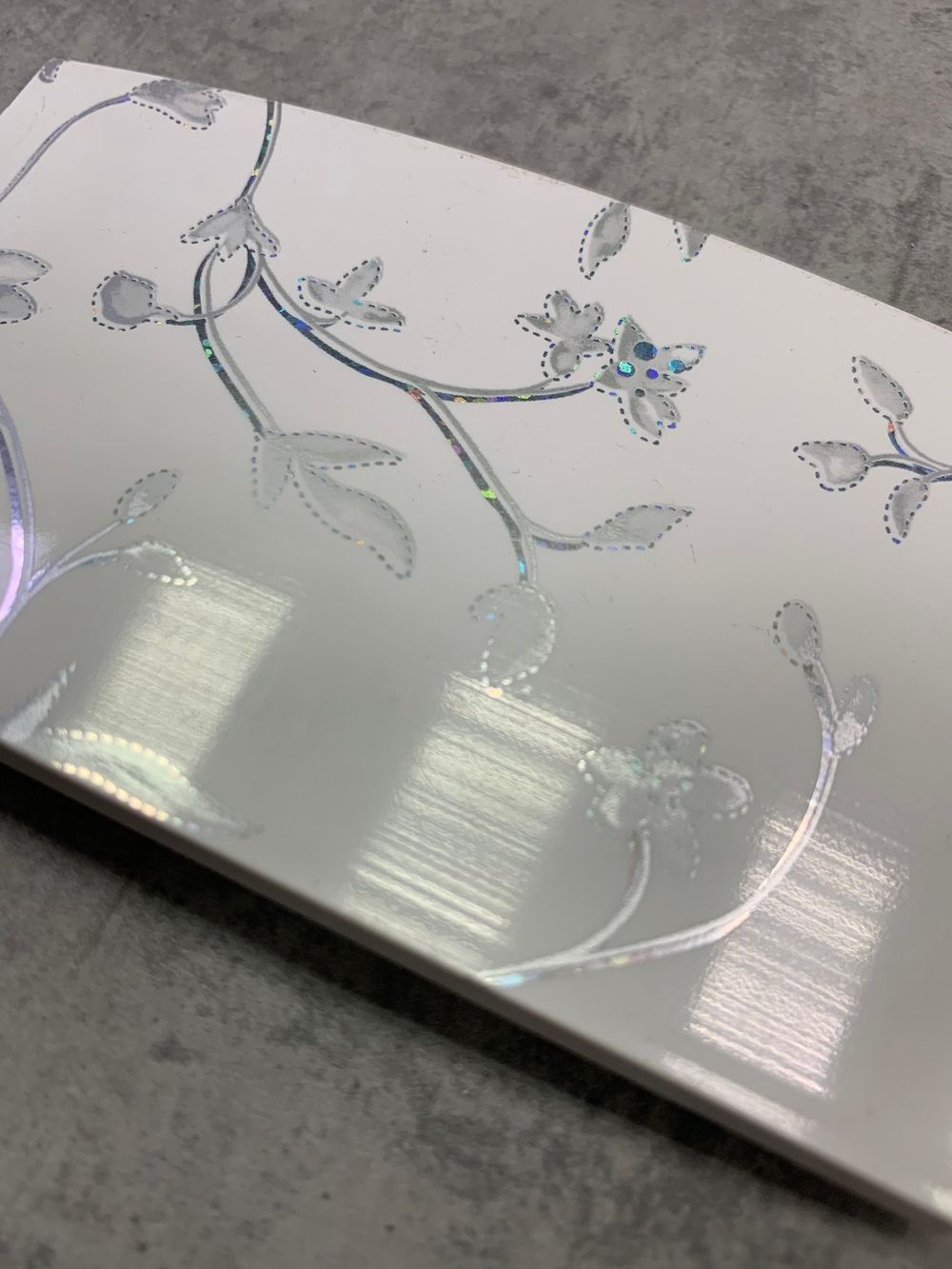 Белый "Сакура" (7см) декоративная планка (бленда)