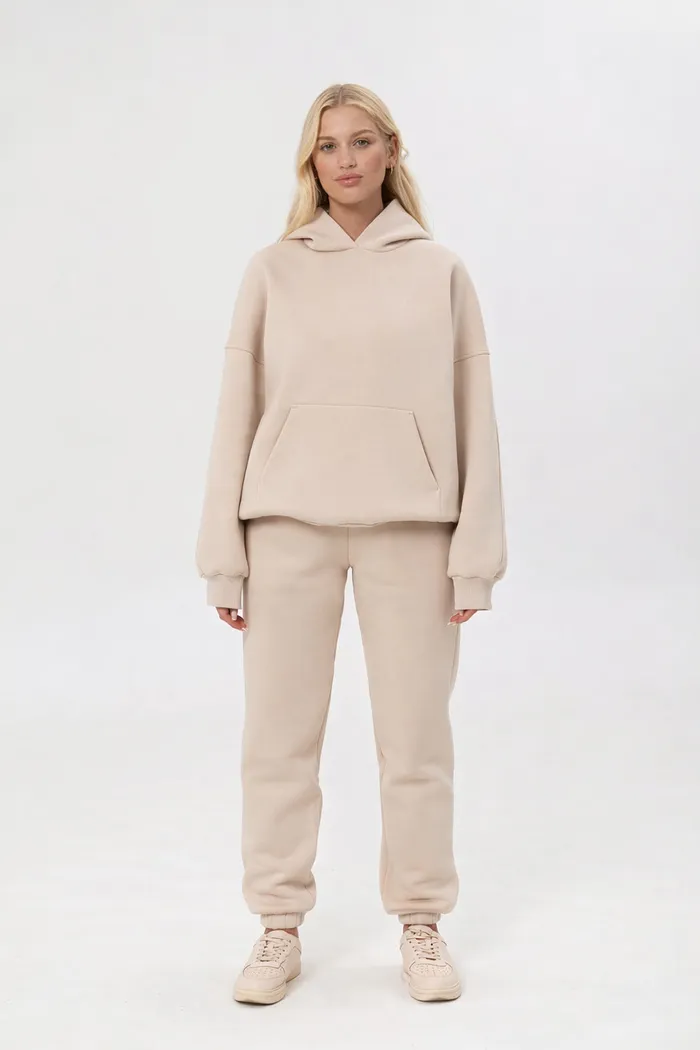 Утепленное худи свободного кроя из премиум футера цвета беж