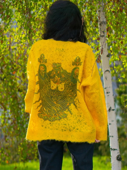 Шерстяной жакет "Птица Сирин на жёлтом", по мотивам русских лубочных изображений 17-19 веков.