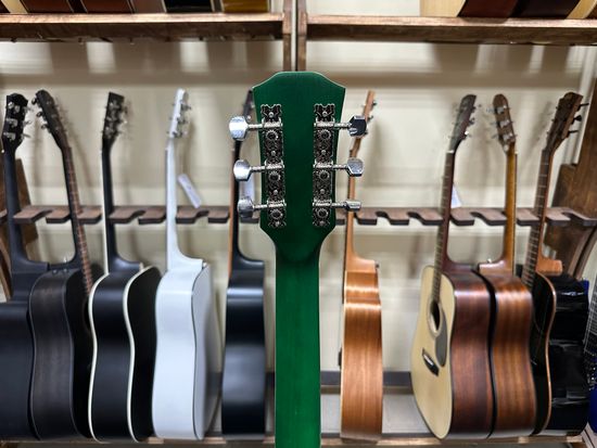 Комплект 12в1 акустическая гитара Belucci BC4020 GR