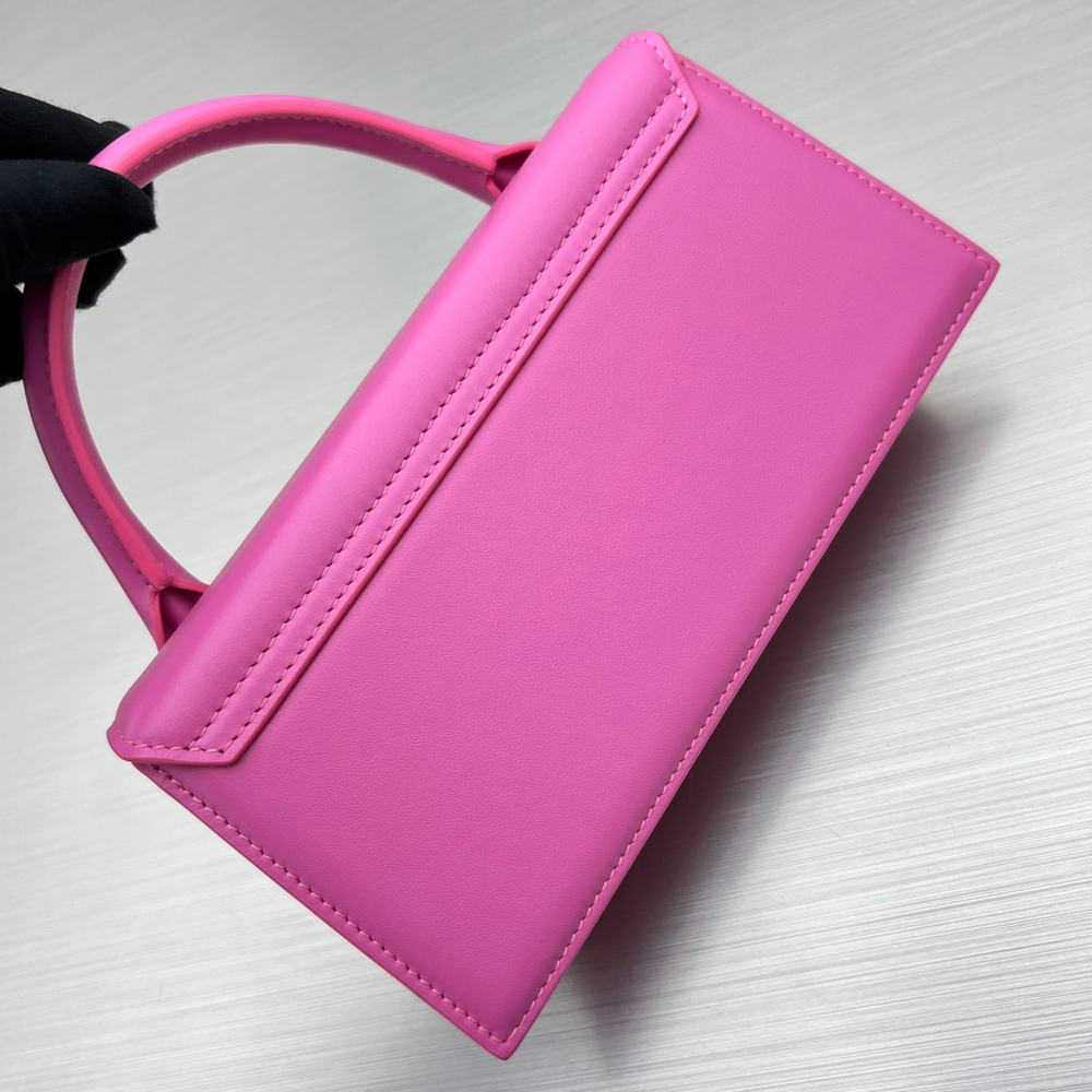 Jacquemus Le Chiquito Long 22 cm