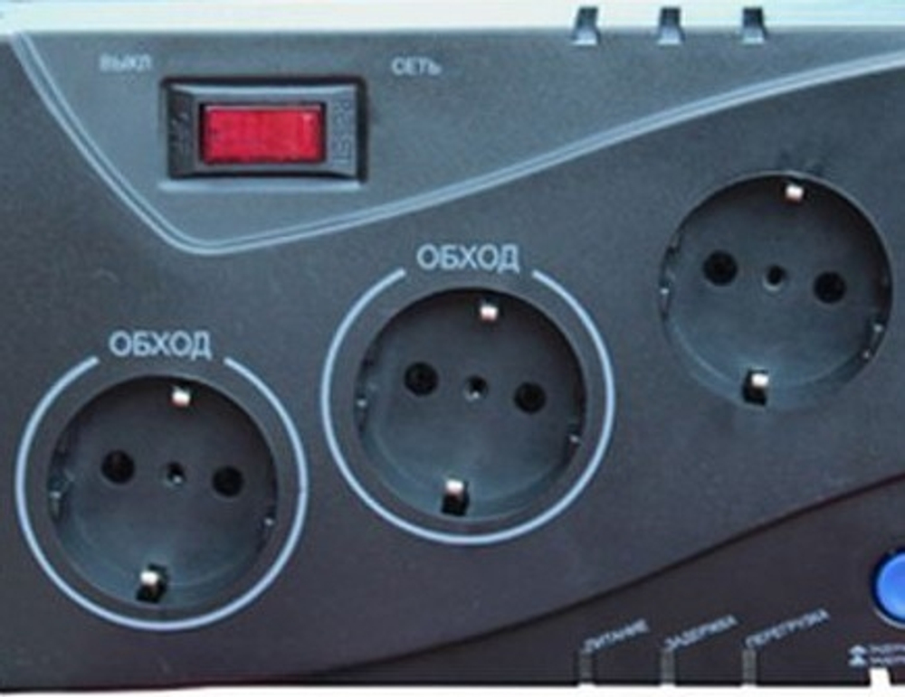 Стабилизатор напряжения Ресанта С1500