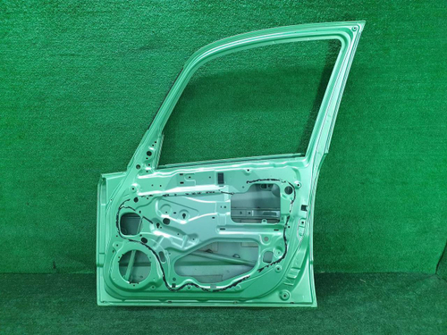 Дверь передняя правая Suzuki SX4 1 Classic (2006-2014) хэтчбек