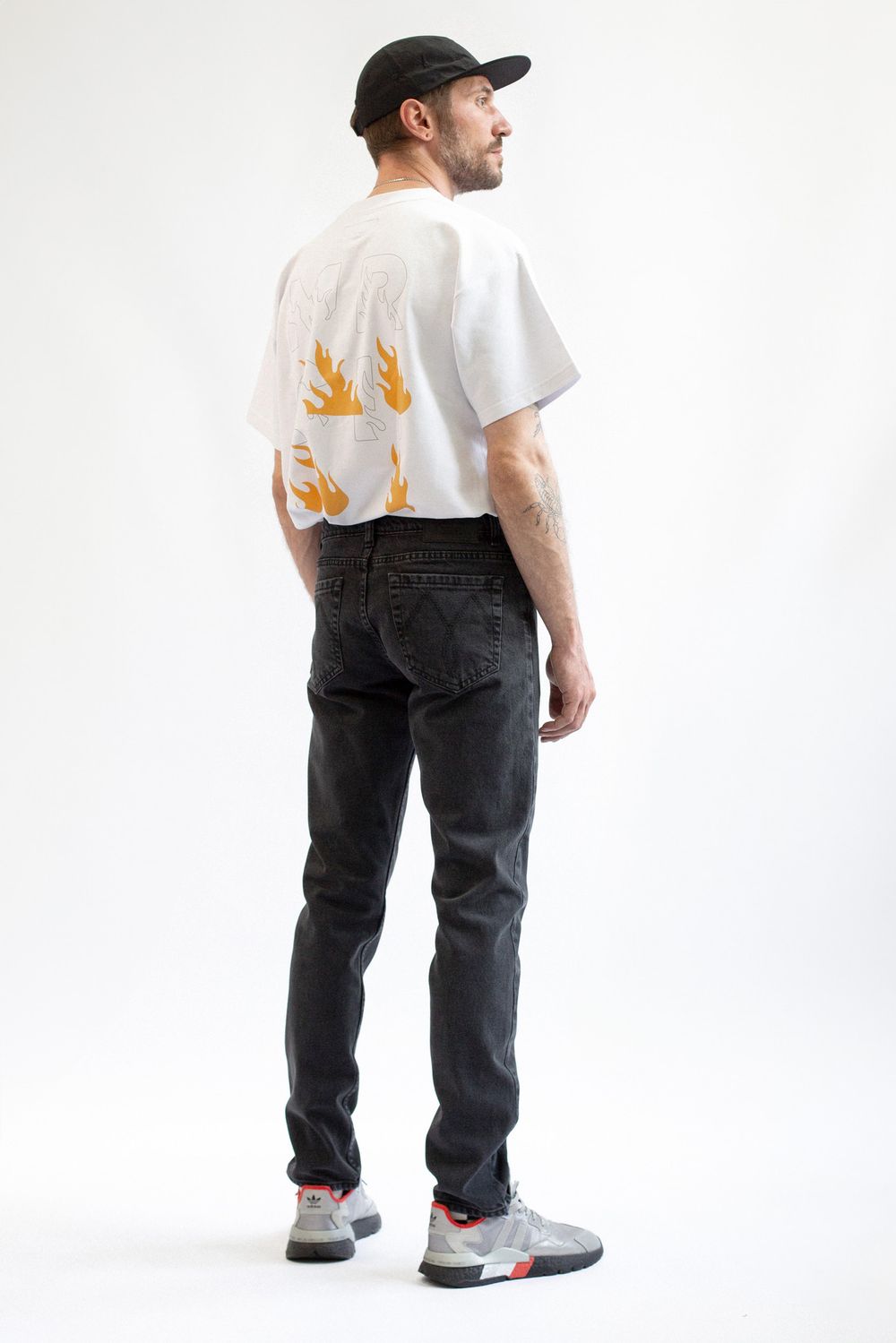 Джинсы Miracle Apparel Vintage Slim 2302 Tapered Мужские серые