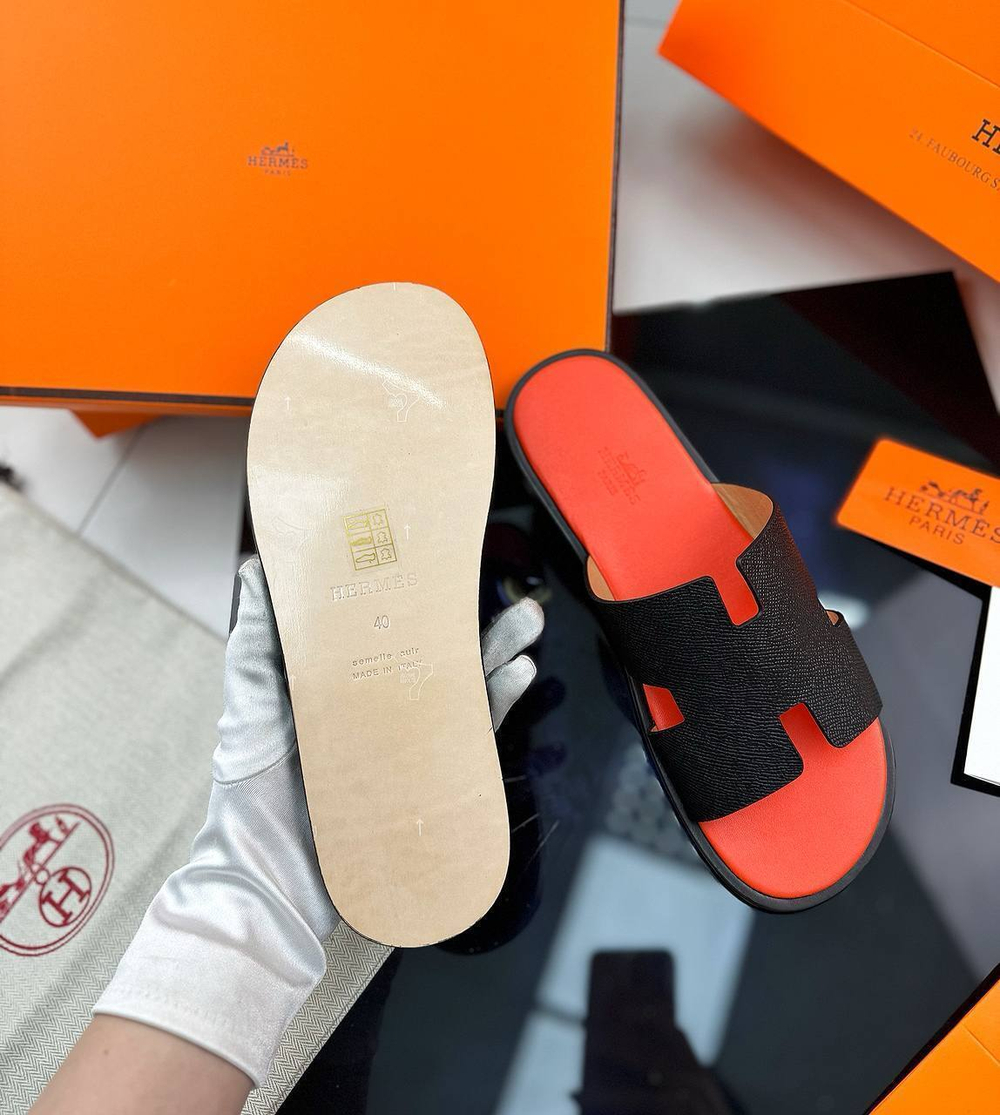 Шлепанцы Hermes