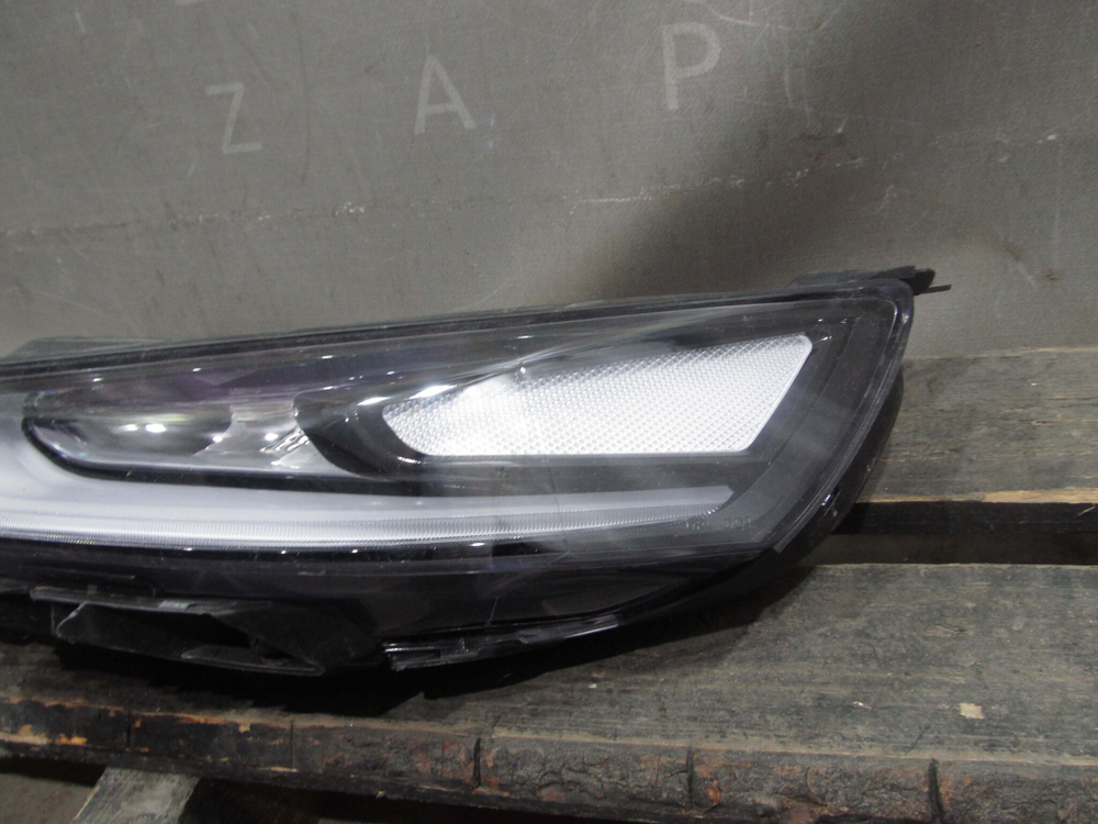 Фара левая LED Hyundai Santa Fe 4 оригинал целая 92207S1000