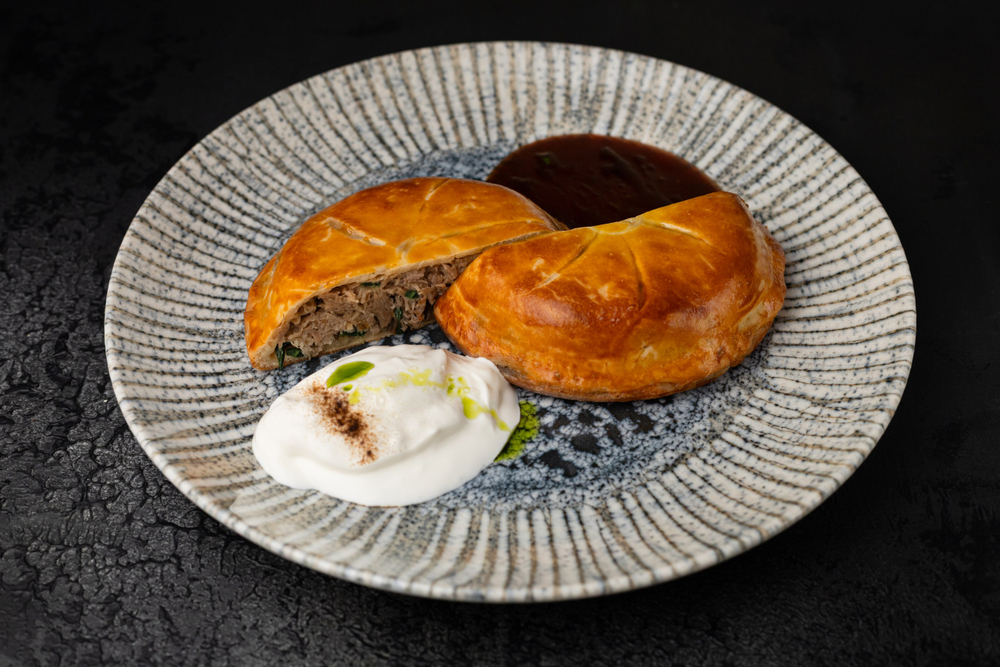 Пирог из утки с грибным дюкселем