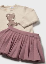 пуловер с юбкой