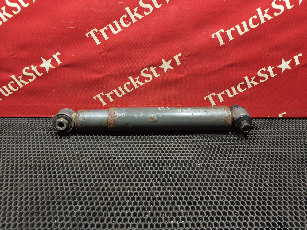 Амортизатор передний 2017г