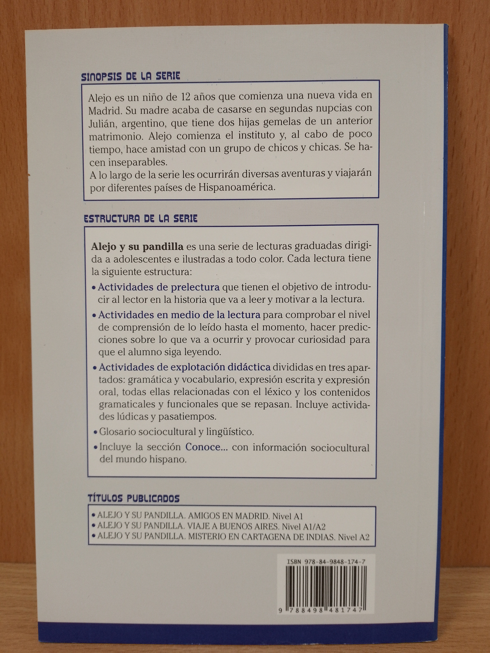 Alejo y Su Pandilla. Libro 1: Amigos en Madrid (Lecturas graduadas / Graded Readings) (Spanish Edition)
