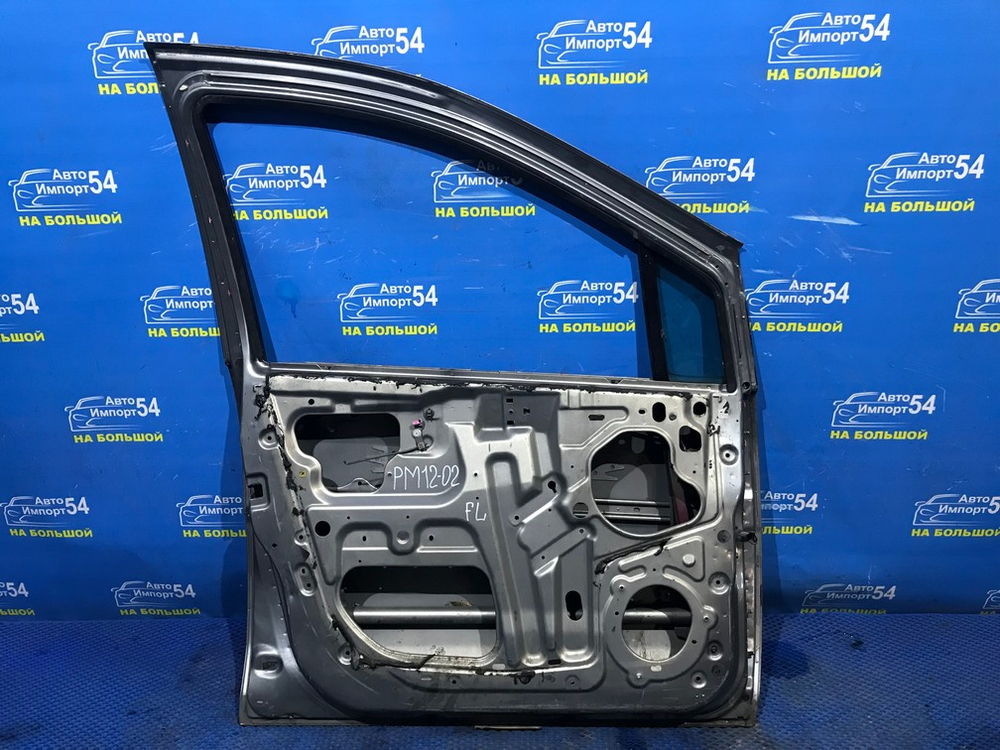 Дверь передняя левая NISSAN LIBERTY 1999