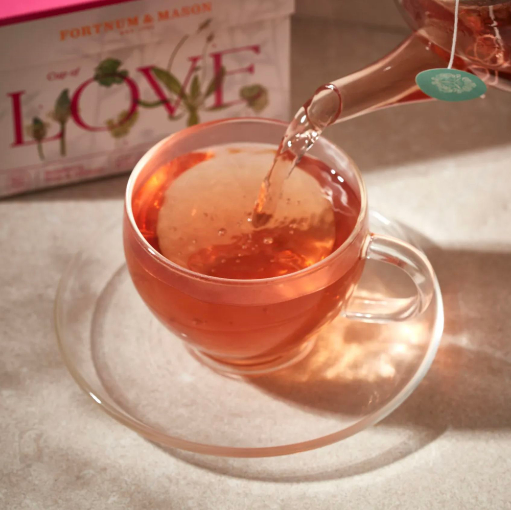 Fortnum and Mason Чайный настой Любовь с малиной, розой и гибискусом, 3 пачки x 37,5 г