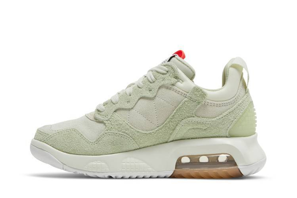 Кроссовки Jordan Ma2 GS (Подростковая размерная сетка)