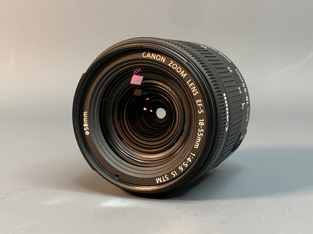 Canon 250D Kit 18-55mm STM 22.000 кадров