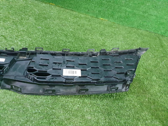 Решетка радиатора Kia Rio 4 X (2020-н.в.)