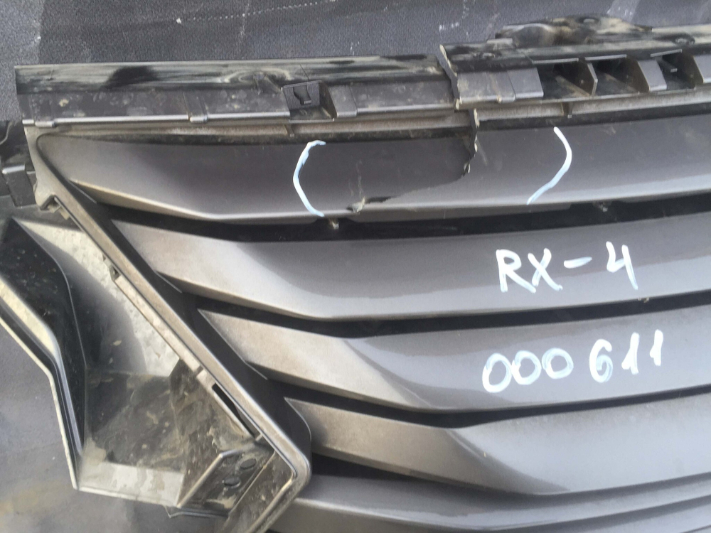 Решетка радиатора Lexus RX 4 15-19 Б/У Оригинал 5311148320