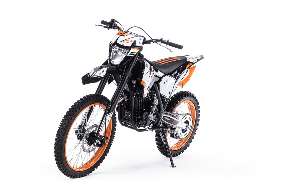 Мотоцикл кроссовый эндуро SSSR DNA 300