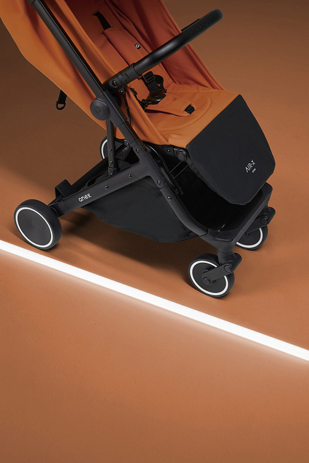 Детская прогулочная коляска Anex AIR-X toffee
