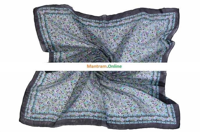 Платок материал Шелк 100% "Поляна цветов" цвет зеленый голубой фиолетовый на сером с черной каймой 100x100см.