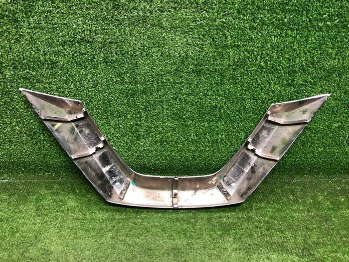 Молдинг решетка радиатора Nissan X-Trail T32 (2013-2019)