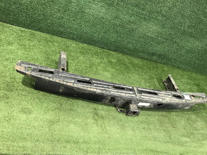 Усилитель задний Chevrolet Tahoe 3 (2006-2014)