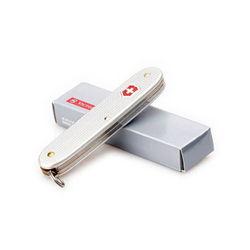 Нож Victorinox Pioneer, 93 мм, 8 функций, серебристый