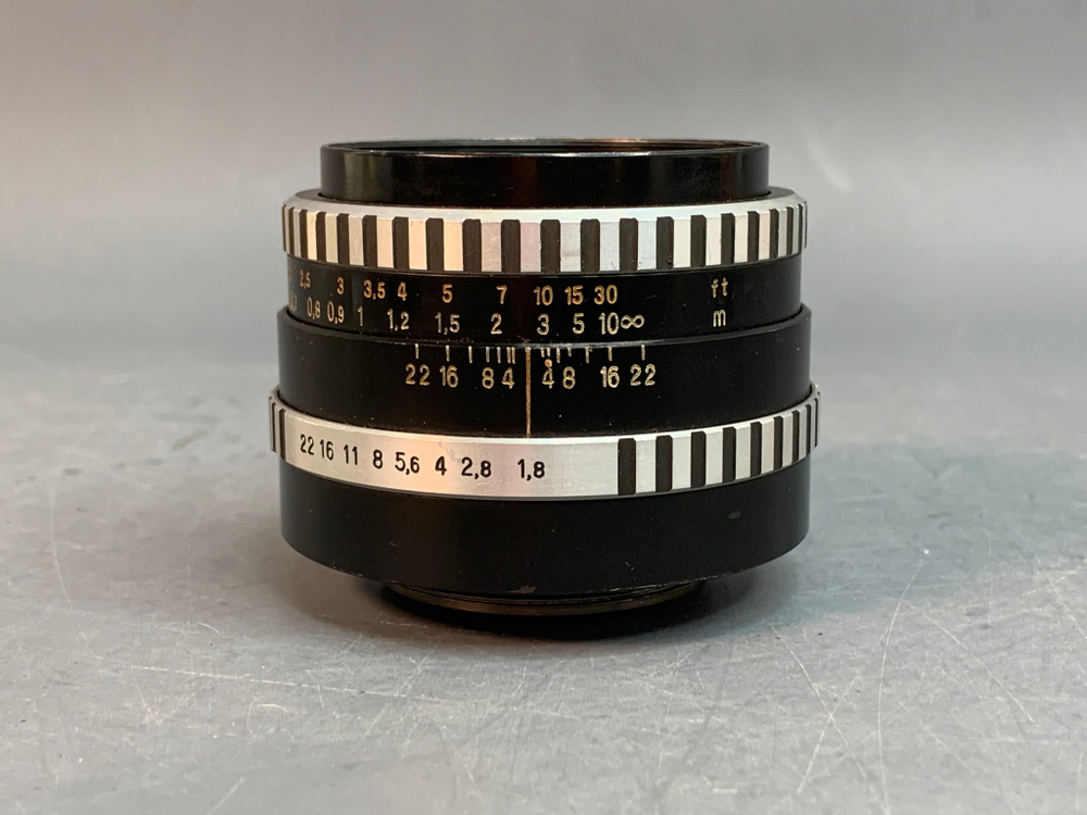 Carl Zeiss Jena Pancolar 50mm 1.8 чуть залипает диафрагма
