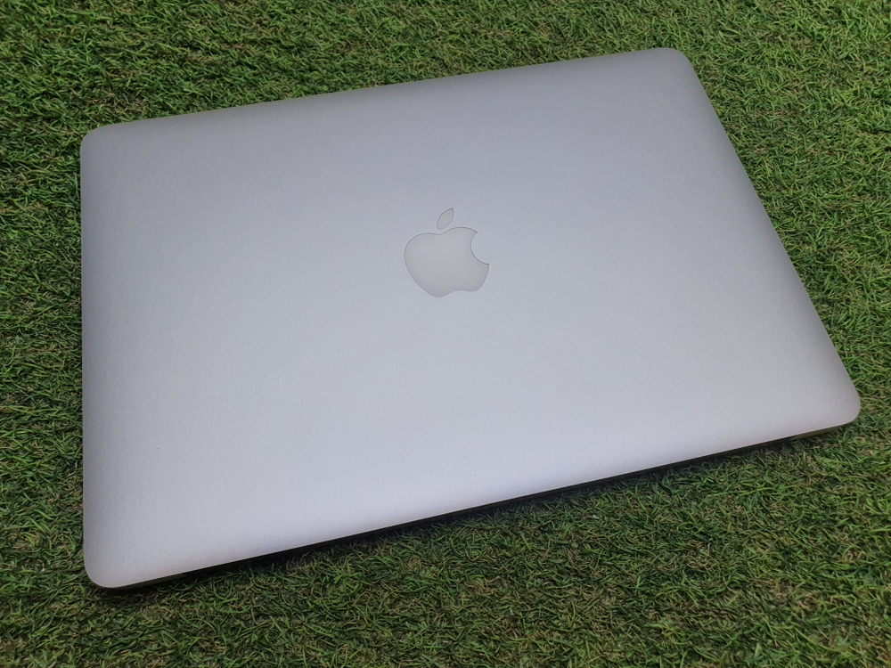 MacBook Air 13", 2013 A1466 i5/4Gb