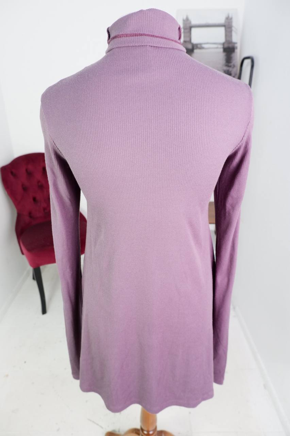 Платье в рубчик, маркировка М, визуально на 46 размер