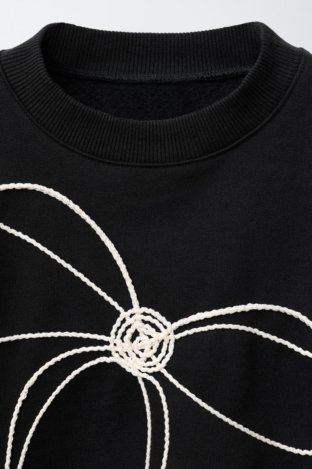 ZARA ТОЛСТОВКА С БАНТОМ ИЗ ШНУРКА, ЧЕРНЫЙ