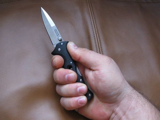 Складной нож Cold Steel "Counter Point 2" 440C c клинком из стали 440C, рукоять Grivory (Griv-Ex)