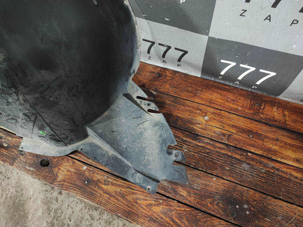 Подкрылок передний левый Volkswagen Polo 5 Sedan 10-20 Б/У Оригинал 6RU809961