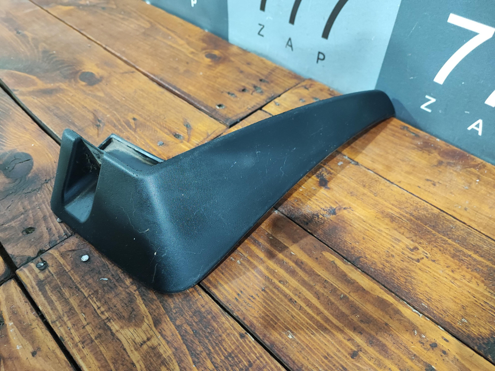 Брызговик задний правый Kia Sportage 4 (QL) 18-22 Б/У Оригинал 86842F1500