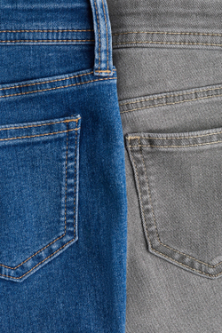 H&M Комплект из двух расклешенных джинсов с заниженной талией, серый/синий